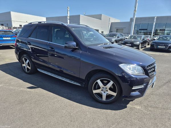 Mercedes-Benz M-Class SUV, Diesel, 2013, Blue