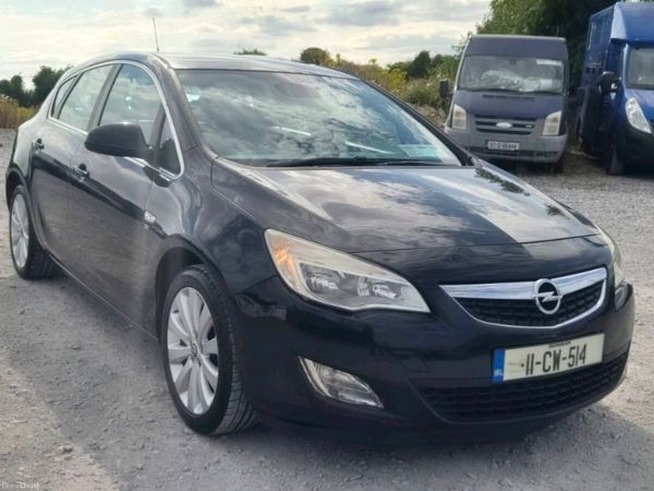 Opel Astra Hatchback, Diesel, 2011, Black