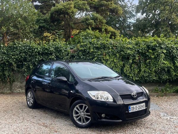 Toyota Auris Hatchback, Petrol, 2009, Black