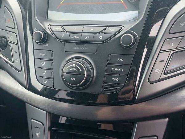 Hyundai i40 Saloon, Diesel, 2017, White