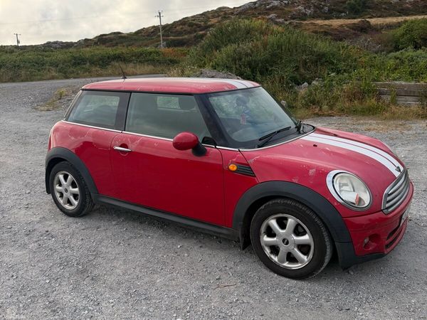 Mini Cooper Hatchback, Diesel, 2010, Red