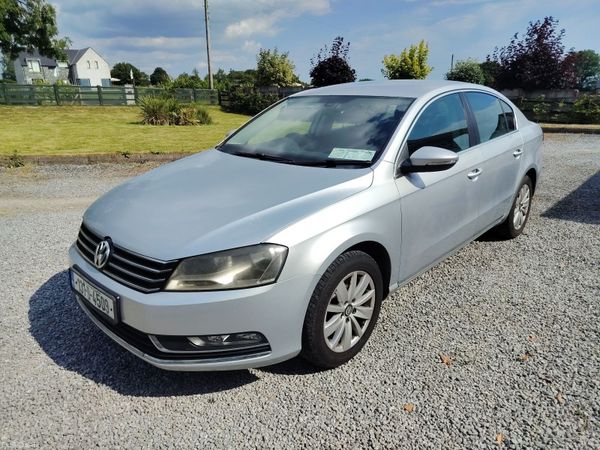 Volkswagen Passat Saloon, Diesel, 2013, Silver