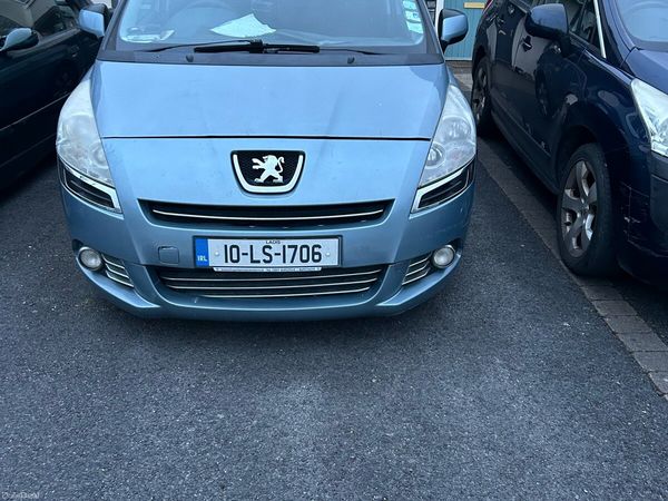 Peugeot 5008 MPV, Diesel, 2010, Blue
