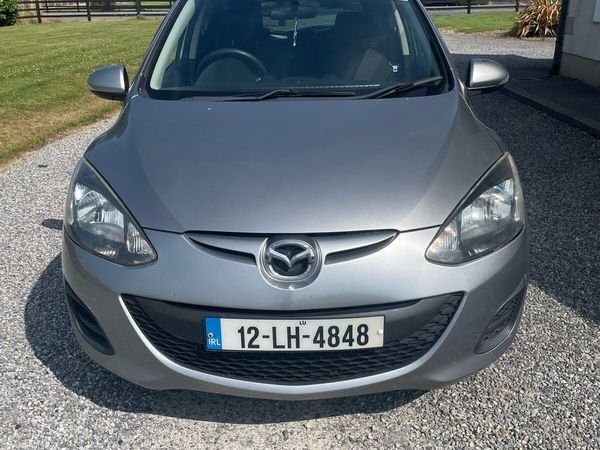 Mazda Demio MPV, Petrol, 2012, Silver