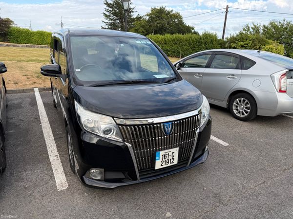 Toyota Voxy MPV, Petrol Hybrid, 2016, Black