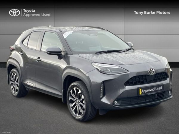 Toyota Yaris Cross Saloon, Petrol Hybrid, 2026, Grey