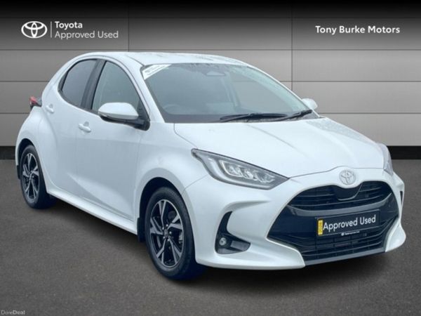 Toyota Yaris Hatchback, Petrol Hybrid, 2026, White