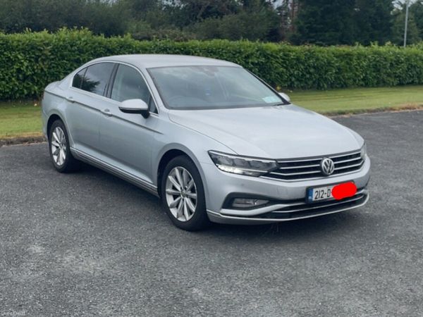 Volkswagen Passat Saloon, Diesel, 2021, Grey