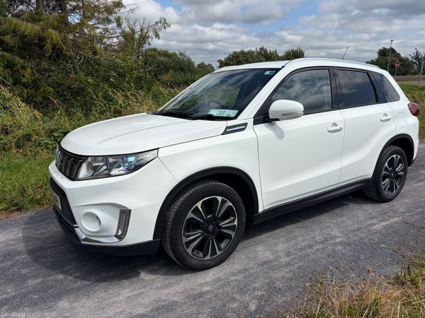 Suzuki Vitara SUV, Petrol, 2018, White