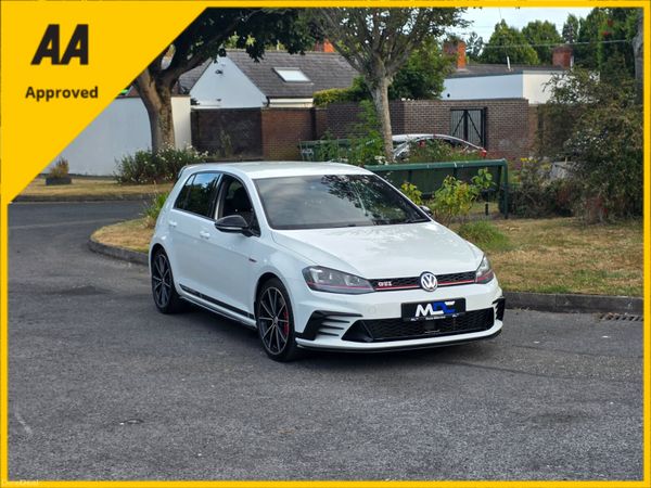 Volkswagen Golf Hatchback, Petrol, 2017, White