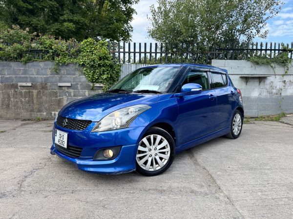 Suzuki Swift Hatchback, Petrol, 2013, Blue