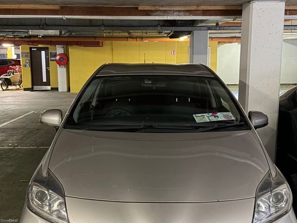 Toyota Prius Hatchback, Petrol Hybrid, 2013, Silver