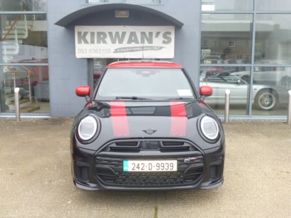 Mini Cooper Hatchback, Petrol, 2024, Black