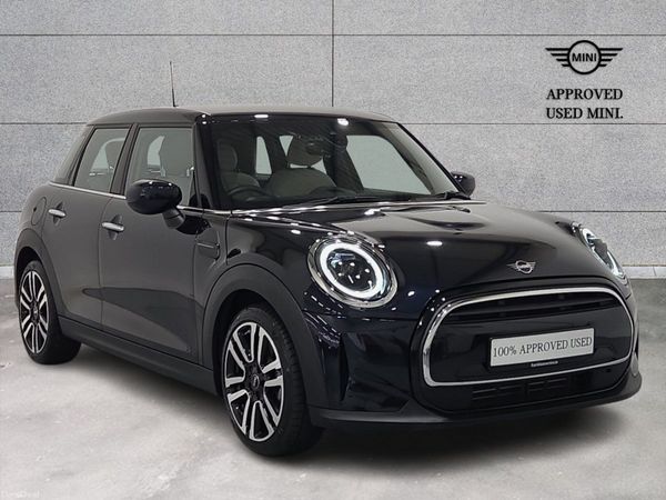 Mini Cooper Hatchback, Petrol, 2023, Blue