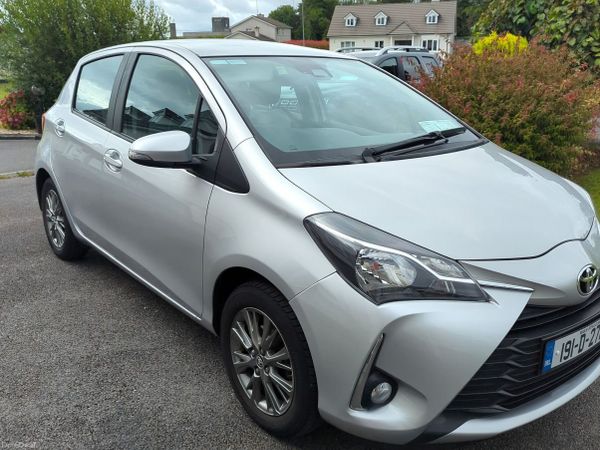 Toyota Yaris MPV, Petrol, 2019, Grey
