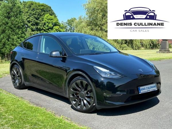 Tesla Model Y MPV, Electric, 2022, Black