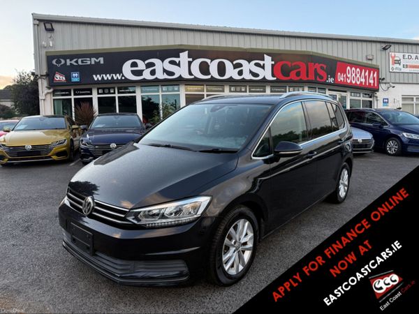 Volkswagen Touran MPV, Petrol, 2017, Black