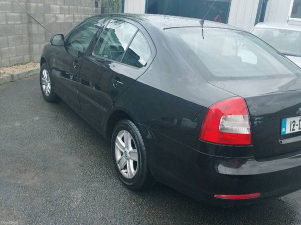 Skoda Octavia Hatchback, Diesel, 2012, Black