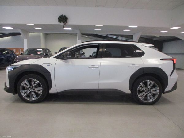 Subaru Solterra SUV, Electric, 2023, White