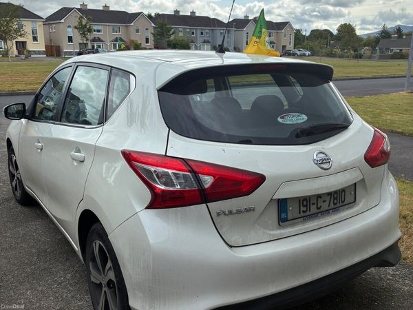 Nissan Pulsar Hatchback, Petrol, 2019, White