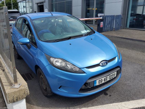 Ford Fiesta Hatchback, Petrol, 2009, Blue