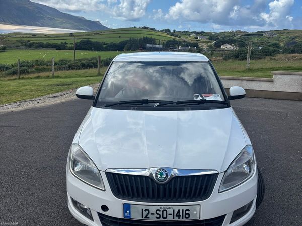 Skoda Fabia Hatchback, Diesel, 2012, White