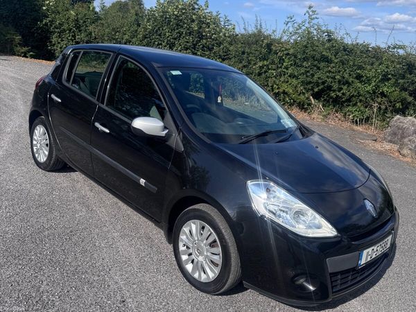 Renault Clio Hatchback, Petrol, 2011, Black