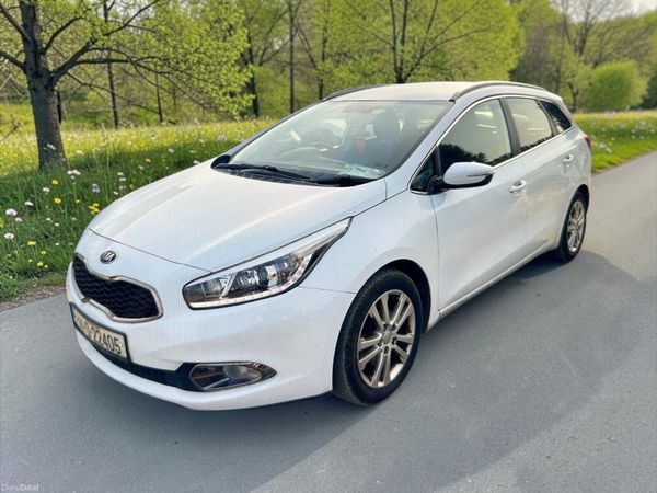 Kia Ceed Estate/Jeep, Diesel, 2014, White