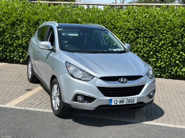 Hyundai ix35 SUV, Diesel, 2012, Silver