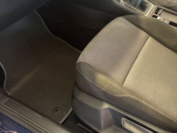 Volkswagen Golf Hatchback, Diesel, 2016, Blue