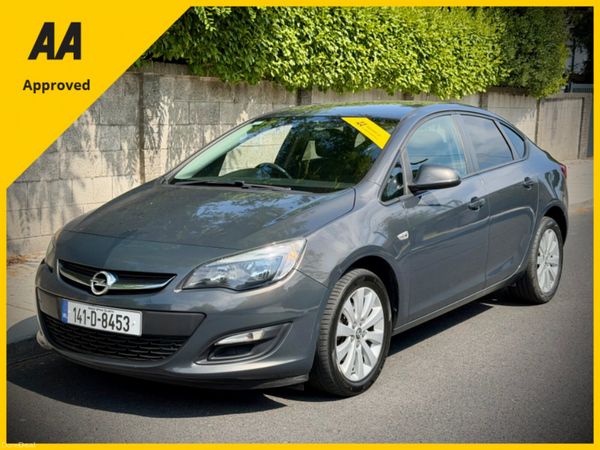 Opel Astra Saloon, Diesel, 2014, Grey