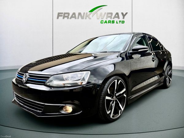 Volkswagen Jetta Saloon, Diesel, 2014, Black