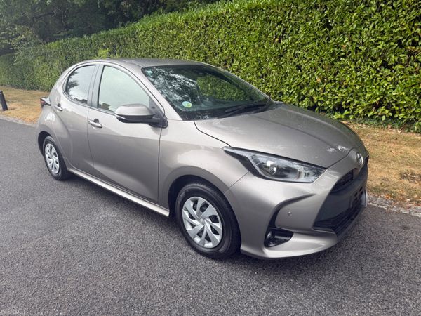 Toyota Yaris Hatchback, Petrol, 2021, Beige