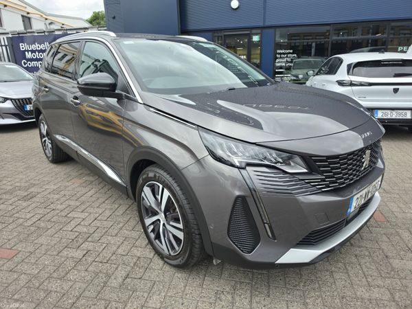 Peugeot 5008 MPV, Diesel, 2022, Grey