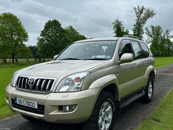 Toyota Land Cruiser SUV, Diesel, 2006, Beige