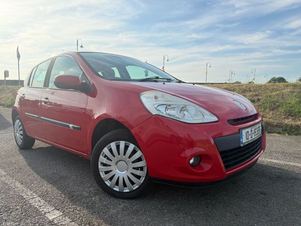 Renault Clio Hatchback, Ethanol Petrol, 2010, Red