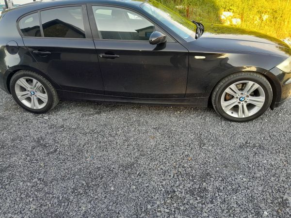 BMW 1-Series Hatchback, Diesel, 2009, Black