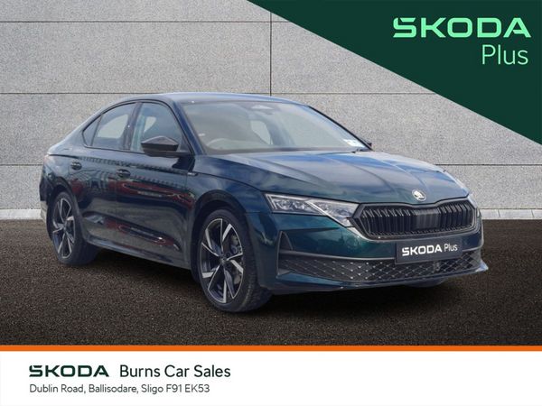 Skoda Octavia Hatchback, Diesel, 2026, Green
