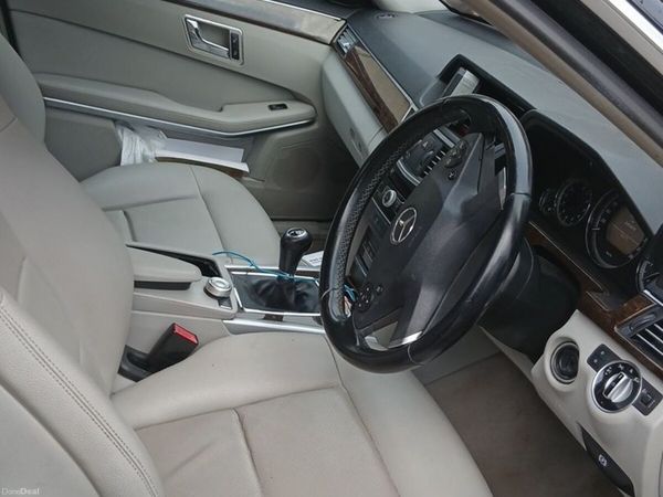Mercedes-Benz E-Class Saloon, Diesel, 2011, Black