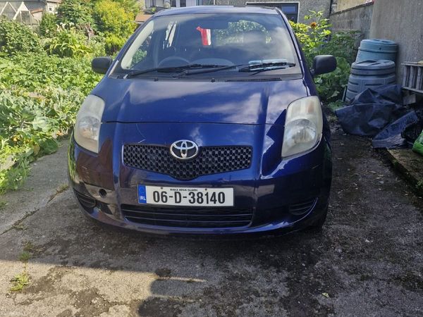 Toyota Yaris Hatchback, Petrol, 2006, Blue