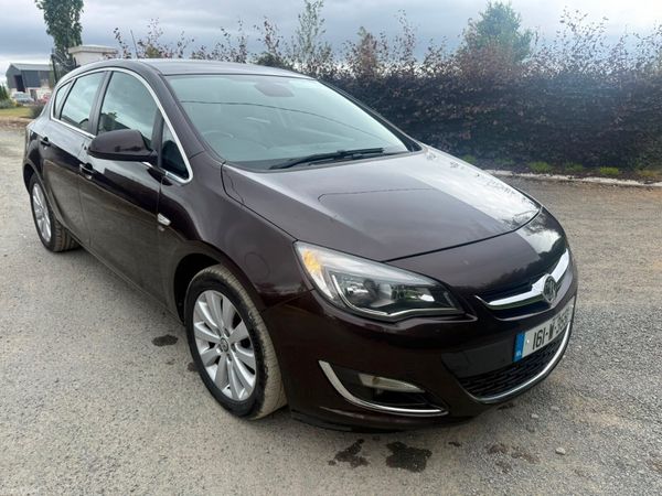 Vauxhall Astra Hatchback, Diesel, 2016, Brown