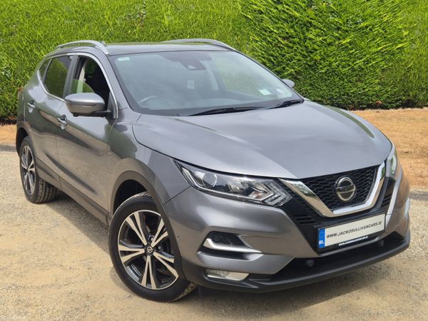 Nissan Qashqai Hatchback, Diesel, 2019, Grey