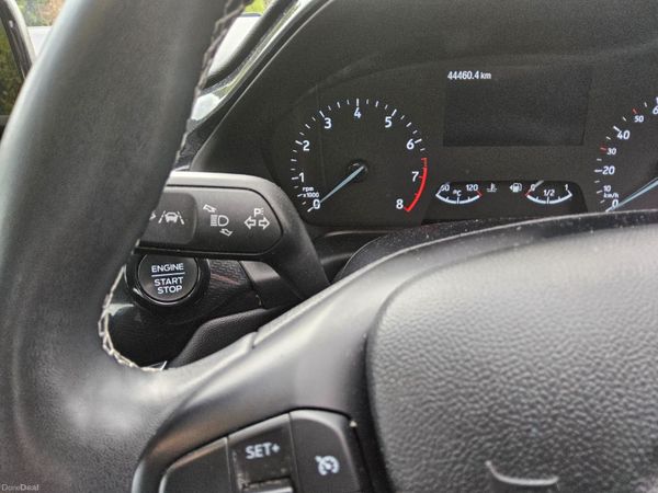 Ford Puma MPV, Petrol Hybrid, 2023, Red