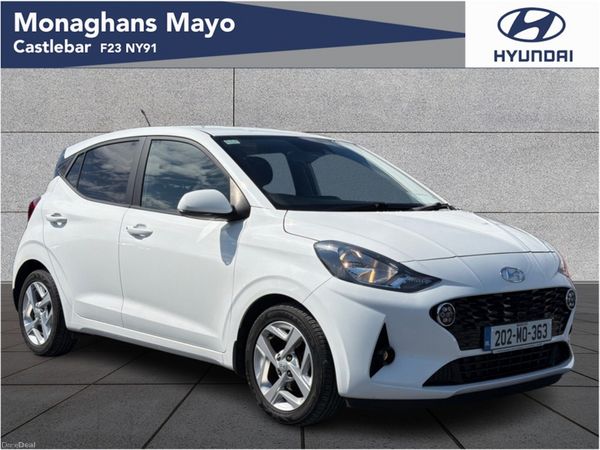 Hyundai i10 Hatchback, Petrol, 2020, White