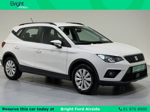 SEAT Arona Hatchback, Petrol, 2021, White