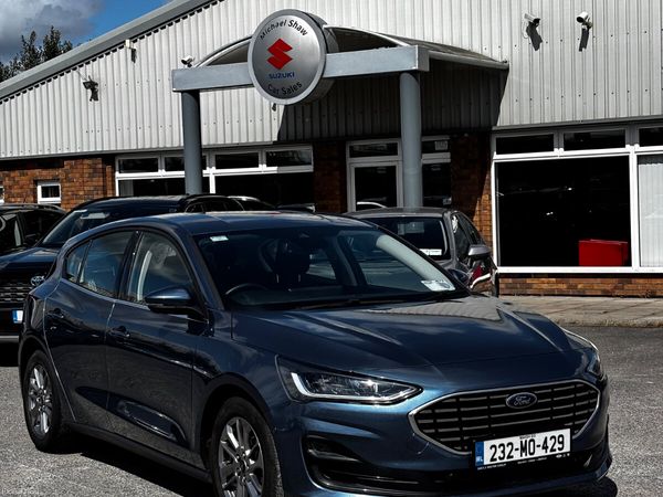 Ford Focus Hatchback, Petrol, 2023, Blue