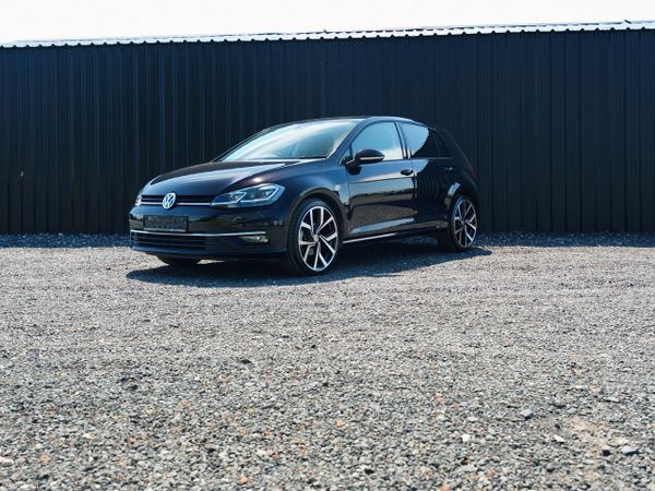 Volkswagen Golf Estate, Petrol, 2018, Black