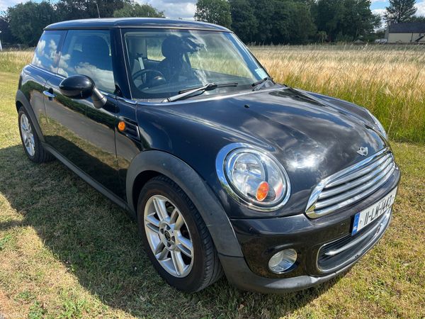 Mini Cooper Hatchback, Petrol, 2011, Black