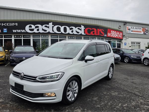 Volkswagen Touran MPV, Petrol, 2017, White