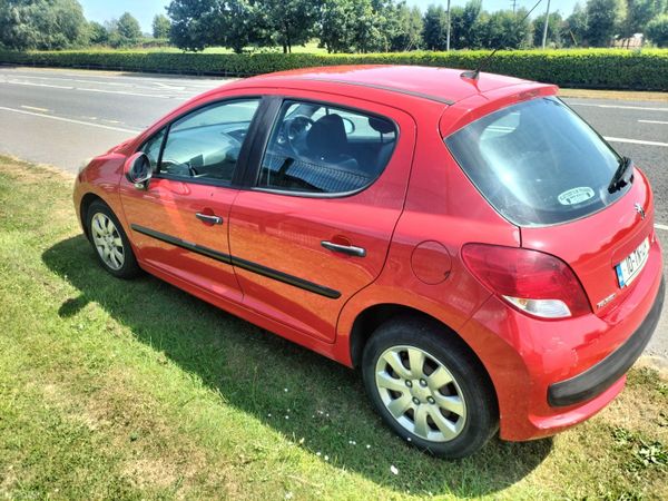 Peugeot 207 Hatchback, Diesel, 2010, Red